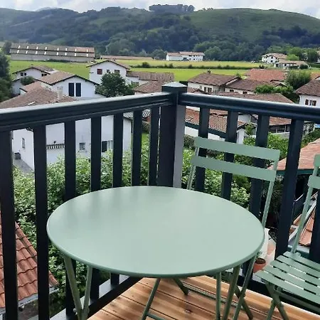 Hotel Trinquet