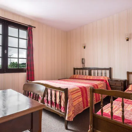 Hotel Trinquet 3* Saint-Pée-sur-Nivelle