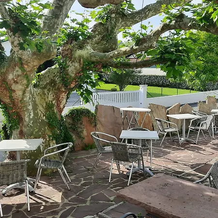 Hotel Trinquet Saint-Pée-sur-Nivelle