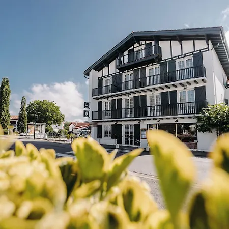 Hotel Trinquet 3* Saint-Pée-sur-Nivelle