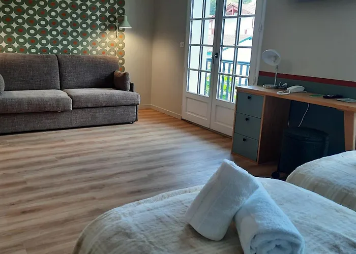 Hotel Trinquet Saint-Pee-sur-Nivelle