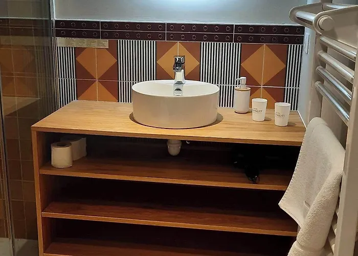 Hotel Trinquet Saint-Pee-sur-Nivelle